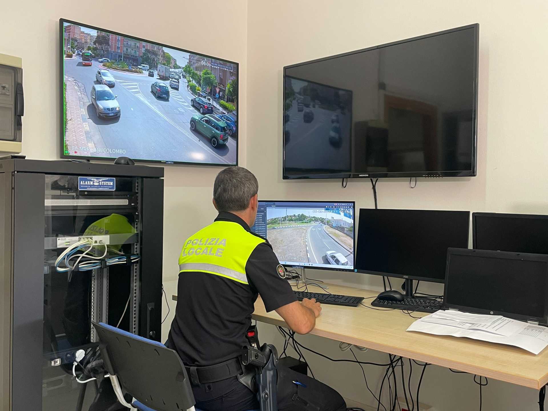 Maggiore sicurezza in città: nuove telecamere in funzione monitorate dalla Control Room 